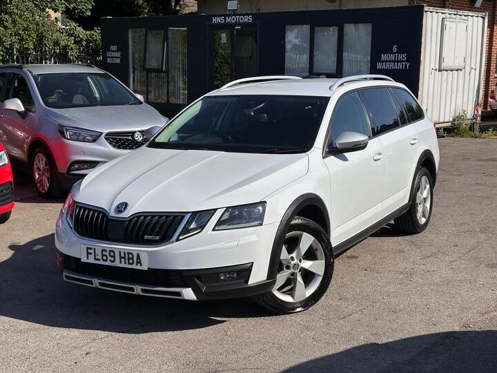 Skoda Octavia 2.0 TDI Scout DSG 4WD Euro 6 (s/s) 5dr