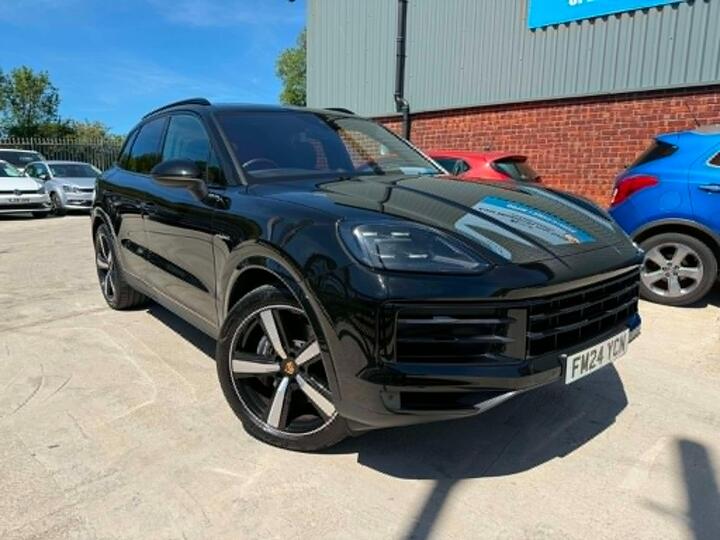 Porsche Cayenne 3.0 V6 E-Hybrid 25.9kWh TiptronicS 4WD Euro 6 (s/s) 5dr