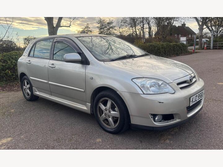 Toyota Corolla 1.6 VVT-i Colour Collection 5dr