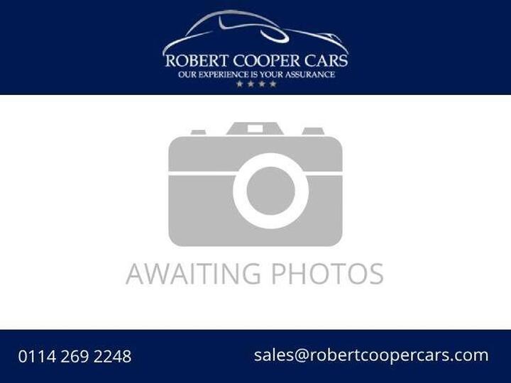 Volvo XC90 2.0 B5 MHEV Plus Auto 4WD Euro 6 (s/s) 5dr