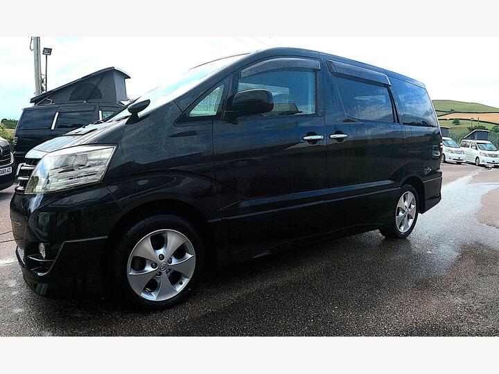 Toyota Alphard 7 Seat Mpv