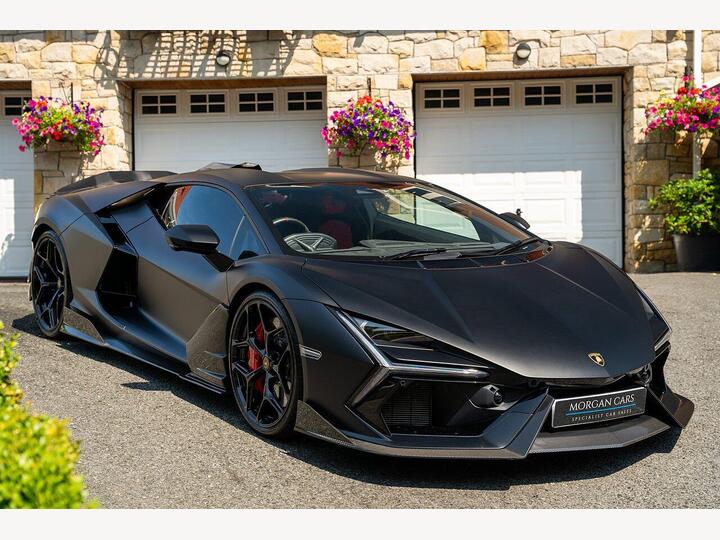 Lamborghini Revuelto 6.5 V12 HPEV 3.8kWh AMT 4WD Euro 6 2dr