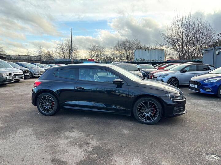 Volkswagen Scirocco 2.0 TDI BlueMotion Tech R-Line Euro 6 (s/s) 3dr