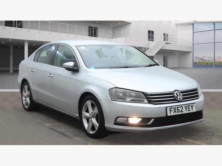 Volkswagen Passat 2.0 TDI BlueMotion Tech SE Euro 5 (s/s) 4dr