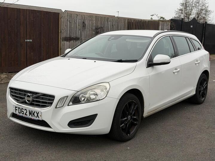 Volvo V60 1.6 D2 SE Nav Euro 5 (s/s) 5dr