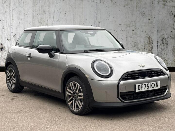 MINI Cooper 1.5C Classic Steptronic Euro 6 (s/s) 3dr