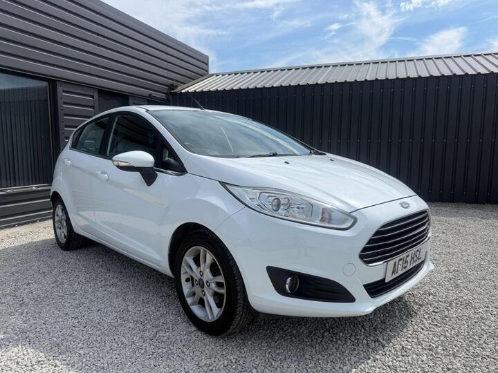 Ford Fiesta 1.25 Zetec Euro 6 5dr
