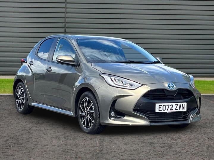 Toyota Yaris 1.5 VVT-h Design E-CVT Euro 6 (s/s) 5dr