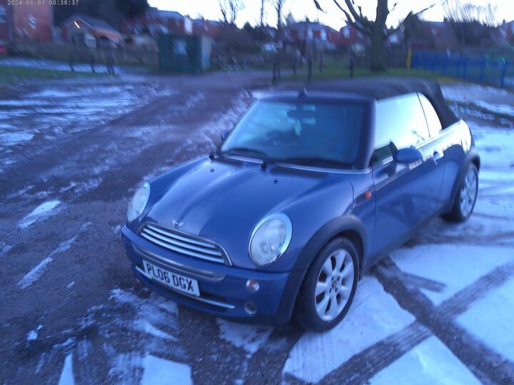 MINI Convertible 1.6 Cooper Euro 3 2dr