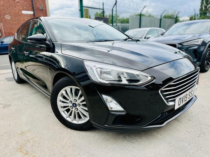 Ford Focus 1.0T EcoBoost Titanium Auto Euro 6 (s/s) 5dr