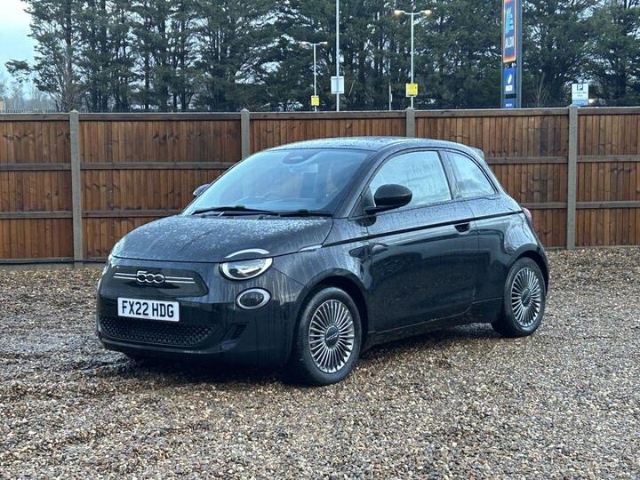 Fiat 500E 42kWh Icon Auto 3dr