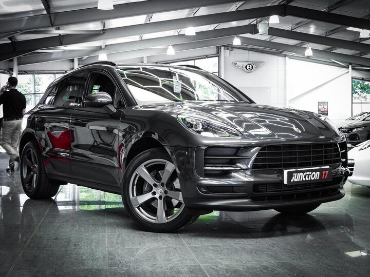 Porsche Macan 2.0T PDK 4WD Euro 6 (s/s) 5dr Porsche Macan 2.0T PDK 4WD Euro 6 (s/s) 5dr