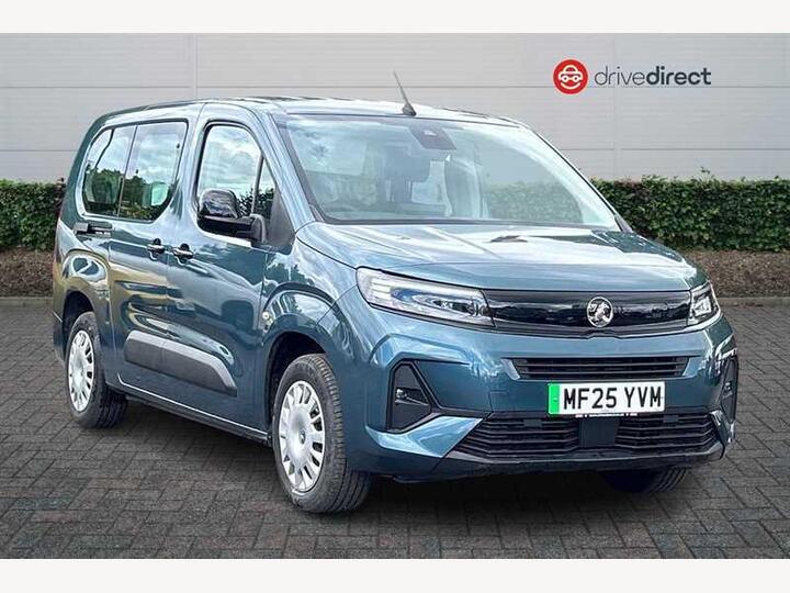Vauxhall COMBO LIFE Electric 52kWh Design XL MPV Auto 5dr (7.4kW Charger) Vauxhall COMBO LIFE Electric 52kWh Design XL MPV Auto 5dr (7.4kW Charger)
