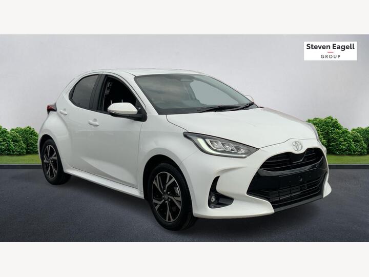 Toyota Yaris 1.5 VVT-h Design E-CVT Euro 6 (s/s) 5dr