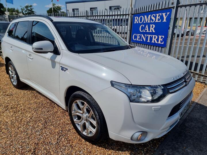 Mitsubishi Outlander 2.0h 12kWh GX4hs CVT 4WD Euro 5 (s/s) 5dr