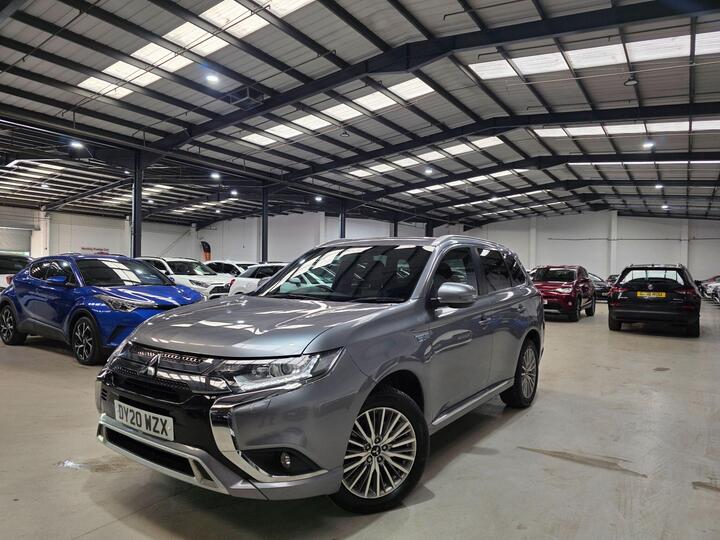 Mitsubishi Outlander 2.4h TwinMotor 13.8kWh Dynamic CVT 4WD Euro 6 (s/s) 5dr