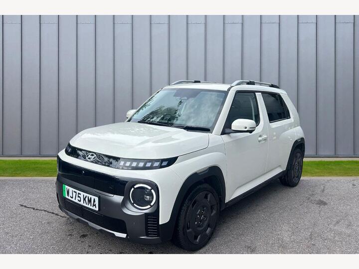 Hyundai INSTER Long Range 49kWh Cross Auto 5dr Hyundai INSTER Long Range 49kWh Cross Auto 5dr