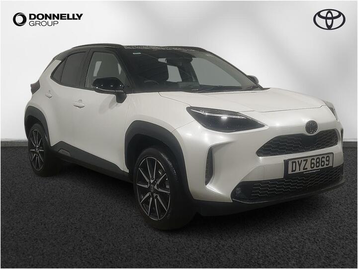 Toyota Yaris Cross 1.5 VVT-h GR SPORT E-CVT Euro 6 (s/s) 5dr Toyota Yaris Cross 1.5 VVT-h GR SPORT E-CVT Euro 6 (s/s) 5dr