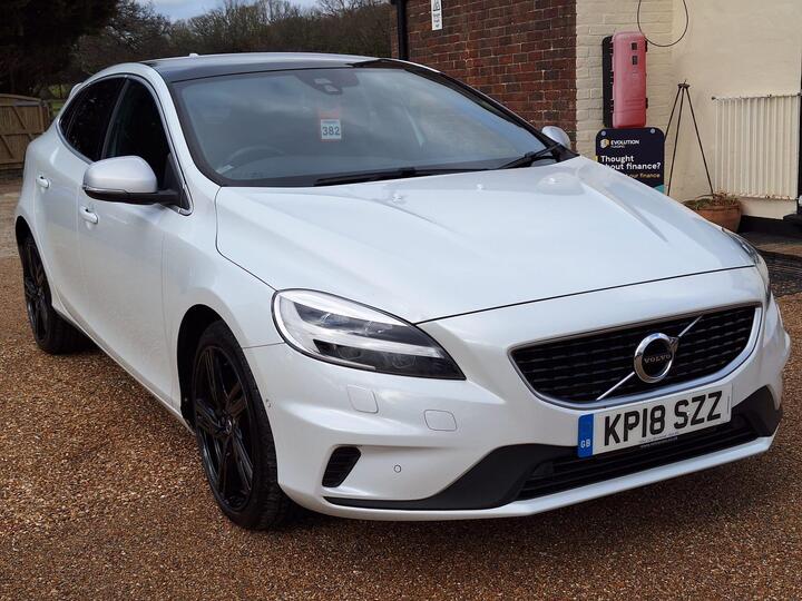 Volvo V40 2.0 T3 R-Design Pro Euro 6 (s/s) 5dr