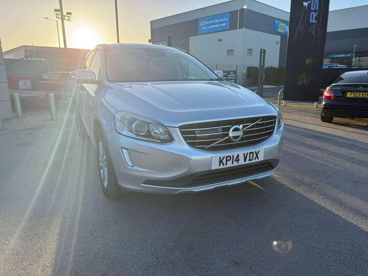 Volvo XC60 2.4 D5 SE Lux Nav Geartronic AWD Euro 5 5dr