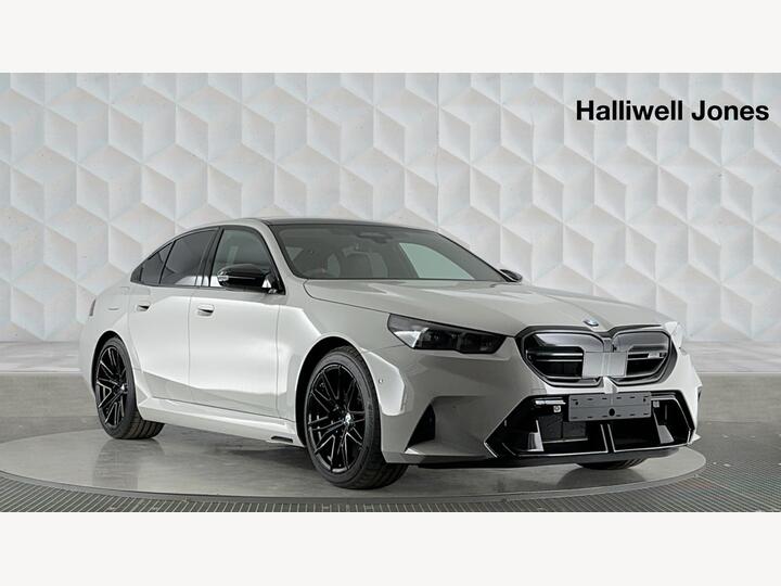 BMW M5 4.4 22.1kWh Steptronic XDrive Euro 6 (s/s) 4dr
