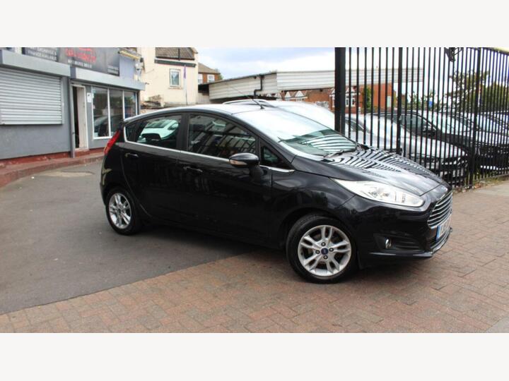 Ford FIESTA 1.0T EcoBoost Zetec Powershift Euro 5 5dr