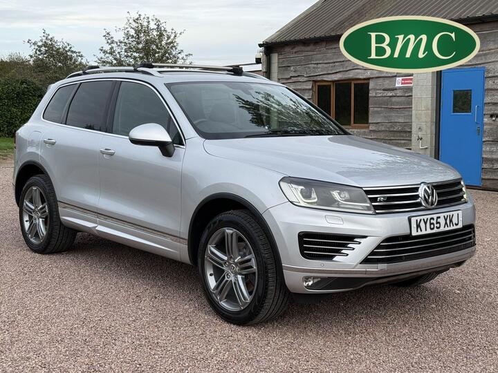 Volkswagen Touareg 3.0 TDI V6 BlueMotion Tech R-Line Tiptronic 4WD Euro 6 (s/s) 5dr