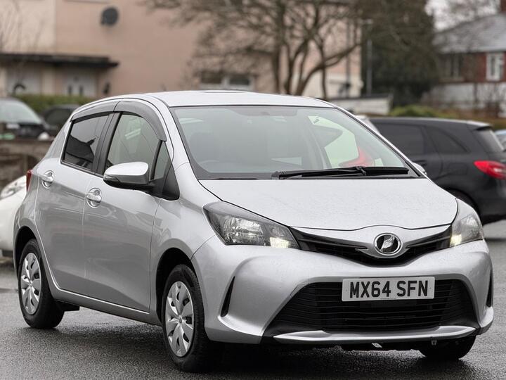 Toyota Yaris 1.0 Dual VVT-i Excel Hatchback 5dr Petrol Multidrive S Euro 5 Euro 5 (99 Ps)