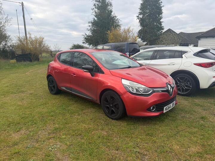 Renault Clio 1.2 16V Dynamique MediaNav Euro 5 5dr Renault Clio 1.2 16V Dynamique MediaNav Euro 5 5dr