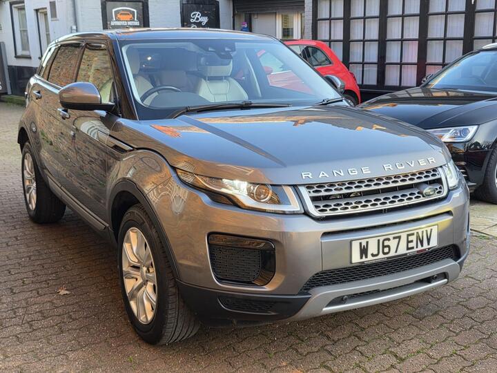 Land Rover Range Rover Evoque 2.0 TD4 SE Auto 4WD Euro 6 (s/s) 5dr Land Rover Range Rover Evoque 2.0 TD4 SE Auto 4WD Euro 6 (s/s) 5dr