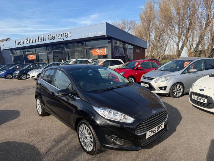 Ford FIESTA 1.5 TDCi Titanium Euro 5 5dr