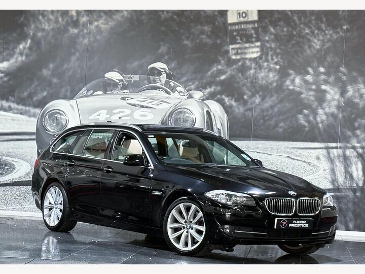 BMW 5 Series 3.0 530d SE Touring Steptronic Euro 5 5dr BMW 5 Series 3.0 530d SE Touring Steptronic Euro 5 5dr