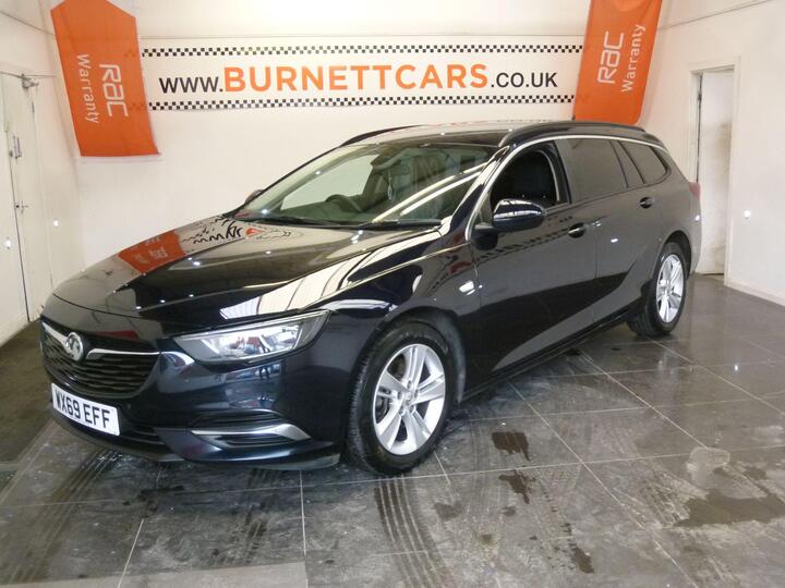 Vauxhall Insignia 2.0 Turbo D BlueInjection Design Nav Sports Tourer Auto Euro 6 (s/s) 5dr