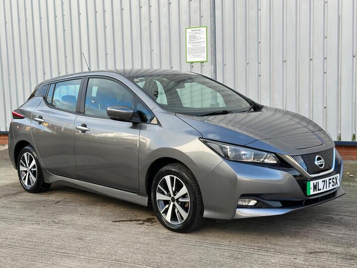 Nissan Leaf 40kWh Acenta Auto 5dr