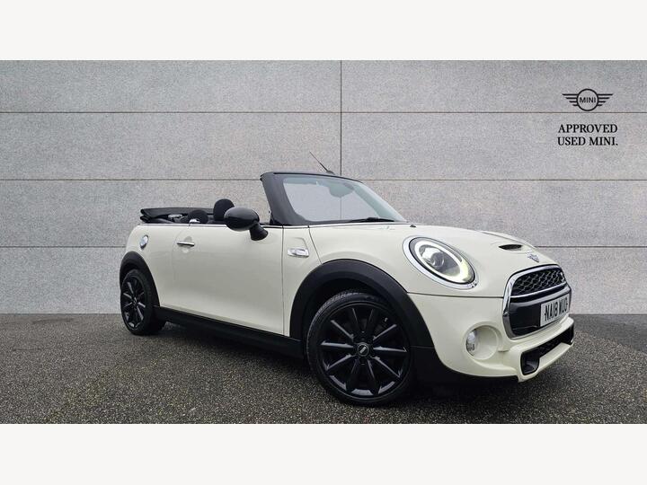 MINI Convertible 2.0 Cooper S Euro 6 (s/s) 2dr MINI Convertible 2.0 Cooper S Euro 6 (s/s) 2dr