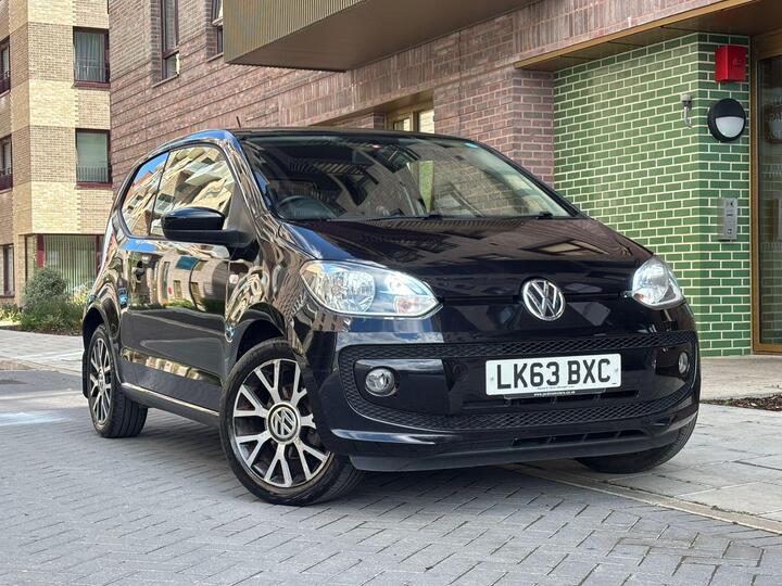 Volkswagen Up! 1.0 Groove Up! Euro 5 3dr Volkswagen Up! 1.0 Groove Up! Euro 5 3dr