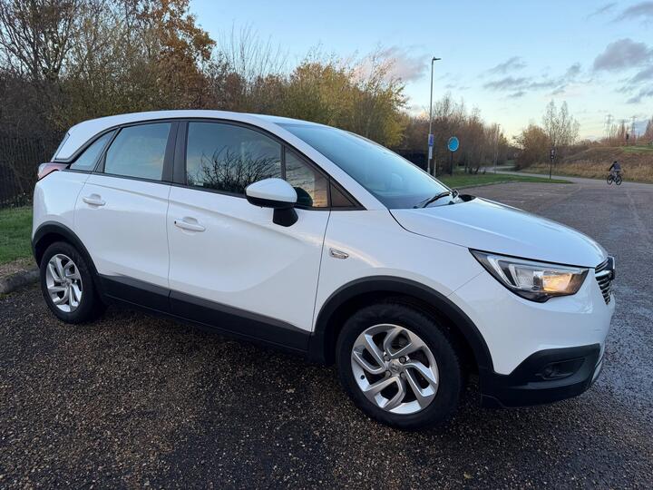 Vauxhall Crossland X 1.2 SE Euro 6 5dr Vauxhall Crossland X 1.2 SE Euro 6 5dr