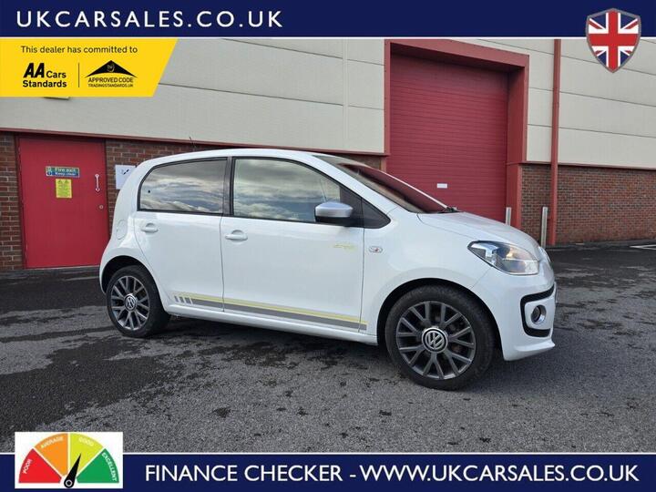 Volkswagen UP! 1.0 Street Up! Euro 6 5dr