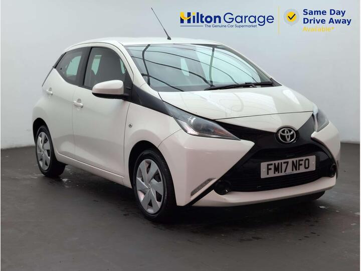 Toyota AYGO 1.0 VVT-i X-play Euro 6 5dr