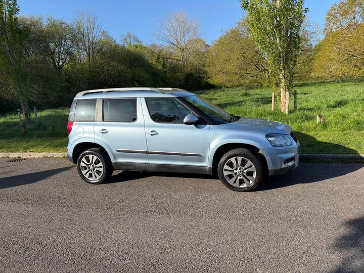 Skoda Yeti 2.0 TDI Laurin & Klement Outdoor DSG 4WD Euro 5 5dr