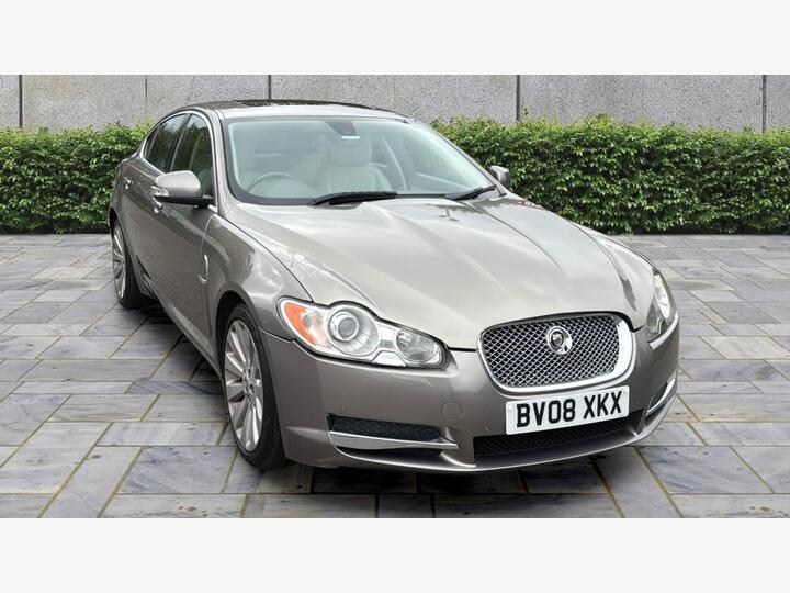 Jaguar XF 4.2 V8 Premium Luxury Auto Euro 4 4dr