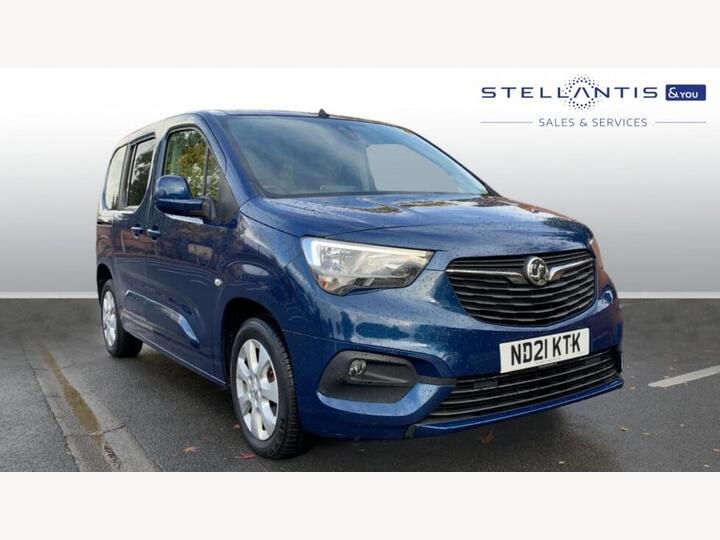 Vauxhall Combo Life 1.2 Turbo SE Auto Euro 6 (s/s) 5dr Vauxhall Combo Life 1.2 Turbo SE Auto Euro 6 (s/s) 5dr