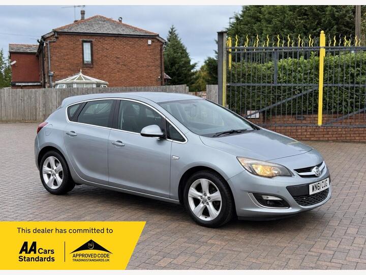 Vauxhall Astra 1.4 16v SRi Euro 5 5dr