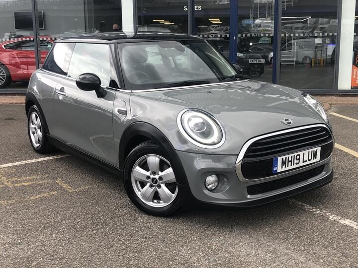 MINI HATCH HATCHBACK 1.5 Cooper Classic Steptronic Euro 6 (s/s) 3dr
