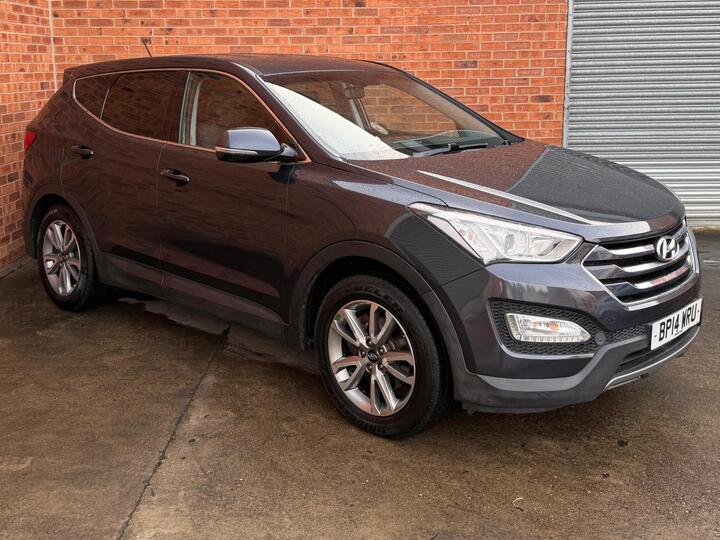 Hyundai Santa Fe 2.2 CRDi Style 4WD Euro 5 5dr (7 Seat) Hyundai Santa Fe 2.2 CRDi Style 4WD Euro 5 5dr (7 Seat)