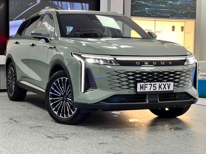 Omoda 9 1.5T SHS 34.46kWh Noble DHT3 4WD Euro 6 (s/s) 5dr