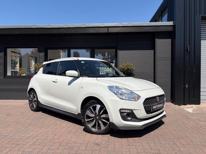 Suzuki Swift 1.2 Dualjet MHEV Attitude Euro 6 (s/s) 5dr