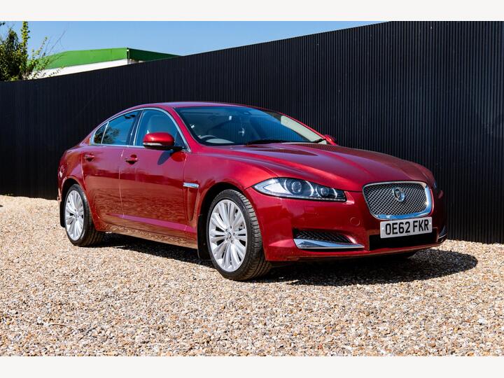 Jaguar XF 2.2d Premium Luxury Auto Euro 5 (s/s) 4dr