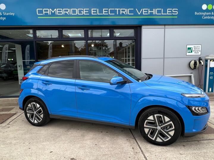 Hyundai KONA 64kWh Premium Auto 5dr (10.5kW Charger)