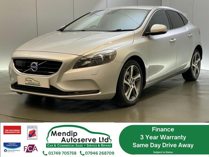 Volvo V40 2.0 D4 SE Lux Nav Hatchback 5dr Diesel Geartronic Euro 6 (s/s) (190 Ps)